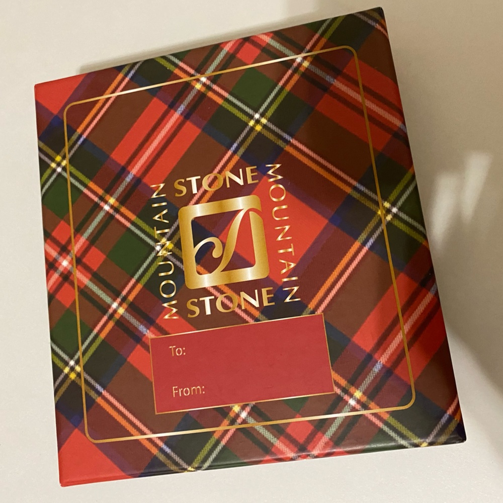 Stone Mountain genuine leather wallet